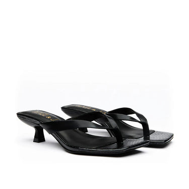 Astute - Black