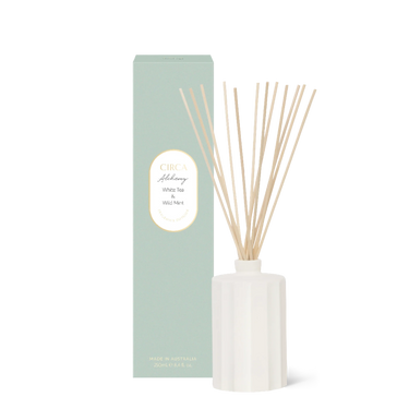 Fragrance Diffuser 250ml - White Tea & Wild Mint